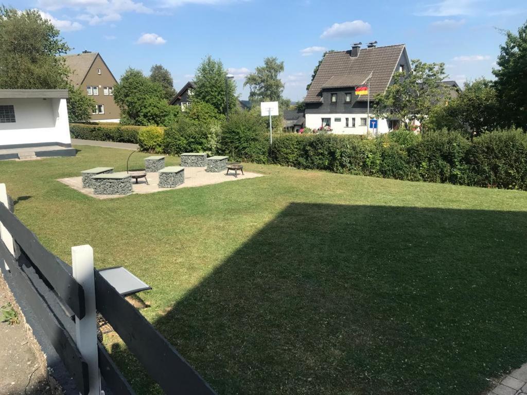 Apartment Haus Astenblick In Winterberg Fuer Bis Zu 35 Personen Fuer Wanderveranstaltungen Und Familienfeiern