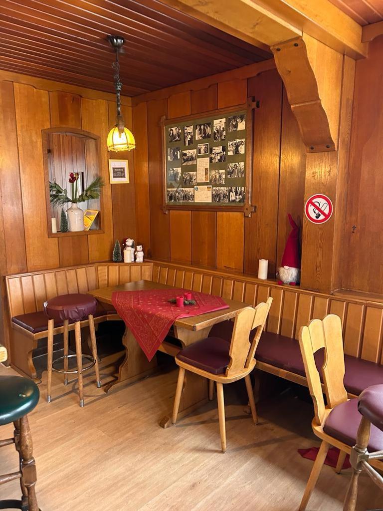 Apartment Haus Astenblick In Winterberg Fuer Bis Zu 35 Personen Fuer Wanderveranstaltungen Und Familienfeiern *