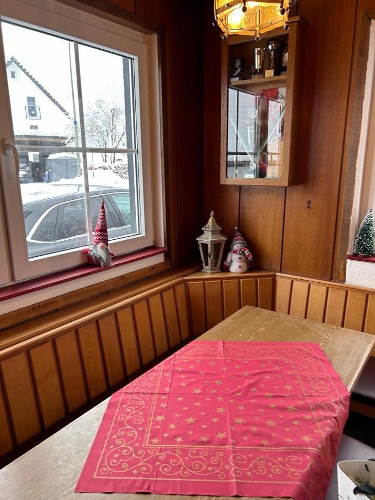 Apartment Haus Astenblick In Winterberg Fuer Bis Zu 35 Personen Fuer Wanderveranstaltungen Und Familienfeiern Winterberg