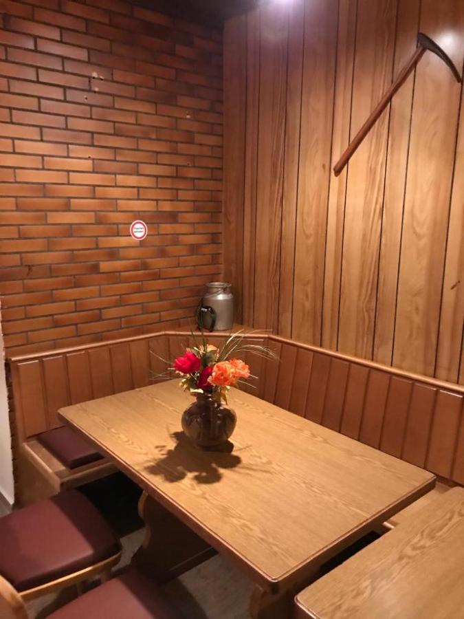 Haus Astenblick In Winterberg Fuer Bis Zu 35 Personen Fuer Wanderveranstaltungen Und Familienfeiern Apartment Winterberg